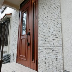 思わず自慢したくなる玄関廻りにリニューアルしました