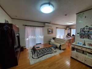 広々としたリビングは約２０帖ありますが、使い勝手に難点がありました。