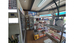 改装前の店内です