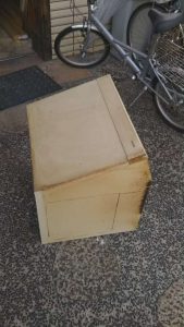 既存の換気扇カバーを取り外しました。