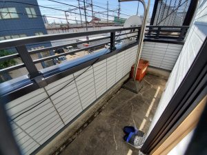 ひび割れがあり水漏れが心配です。