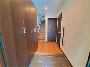 外装と調和した濃淡の色合いにこだわりました