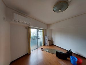 ベーシックな室内でした。