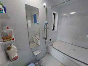 自分専用棚にアメニティグッズを収納　快適なバスタイムを楽しめます