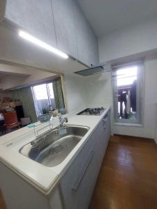 美しく収納力に定評があるＬＩＸＩＬ「リシェル」普段使いの道具が”らくパッと収納”で一目瞭然　キッチンライフが楽しみです